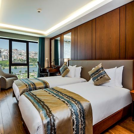 Clarion Hotel Golden Horn Istanbul Bagian luar foto Deluxe Room