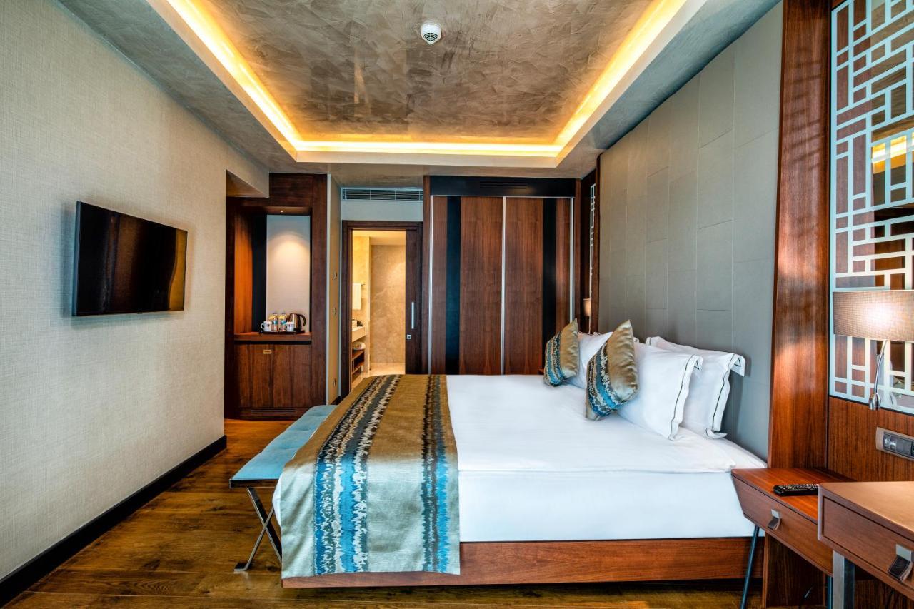 Clarion Hotel Golden Horn Istanbul Bagian luar foto