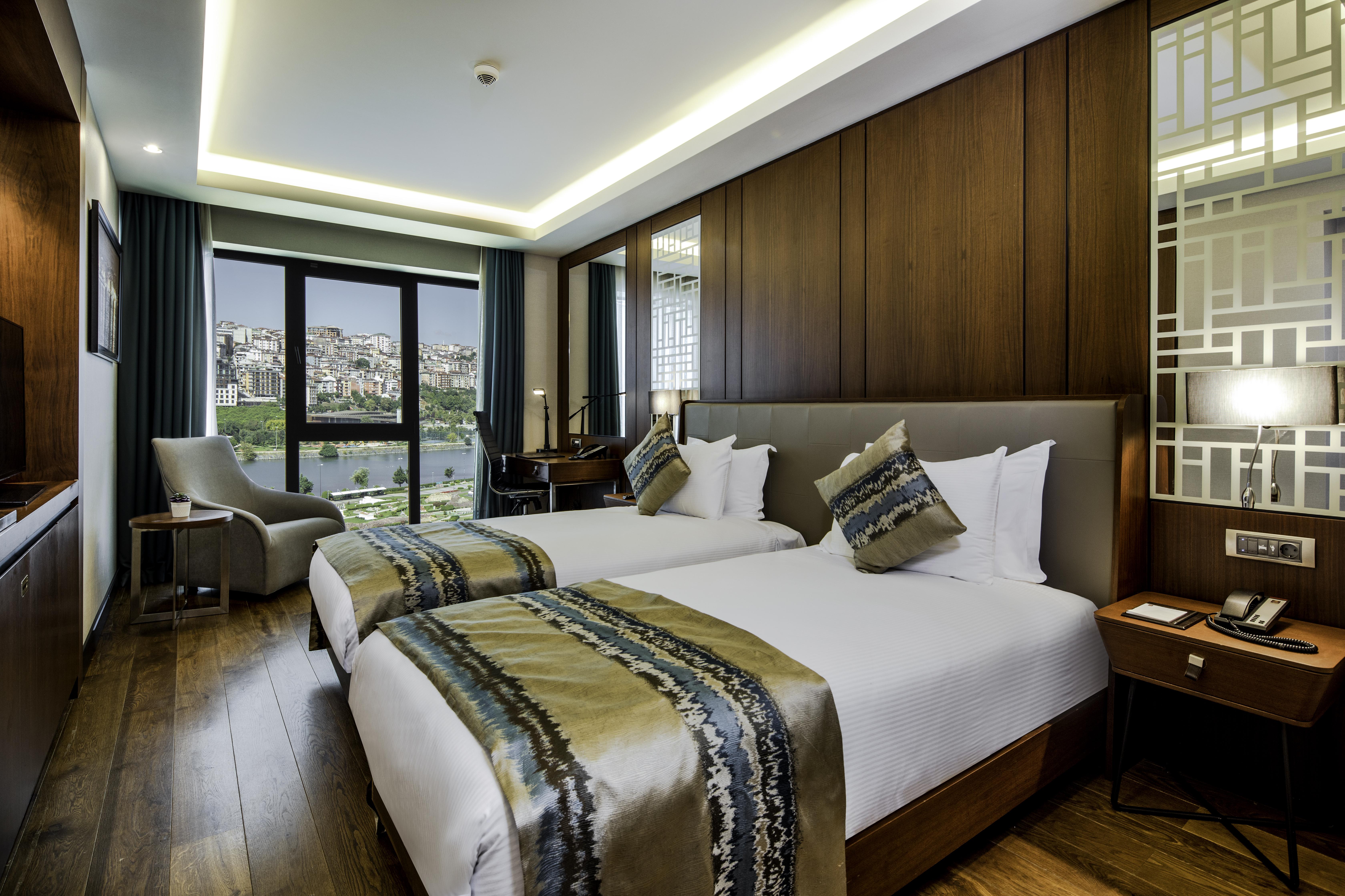Clarion Hotel Golden Horn Istanbul Bagian luar foto Deluxe Room