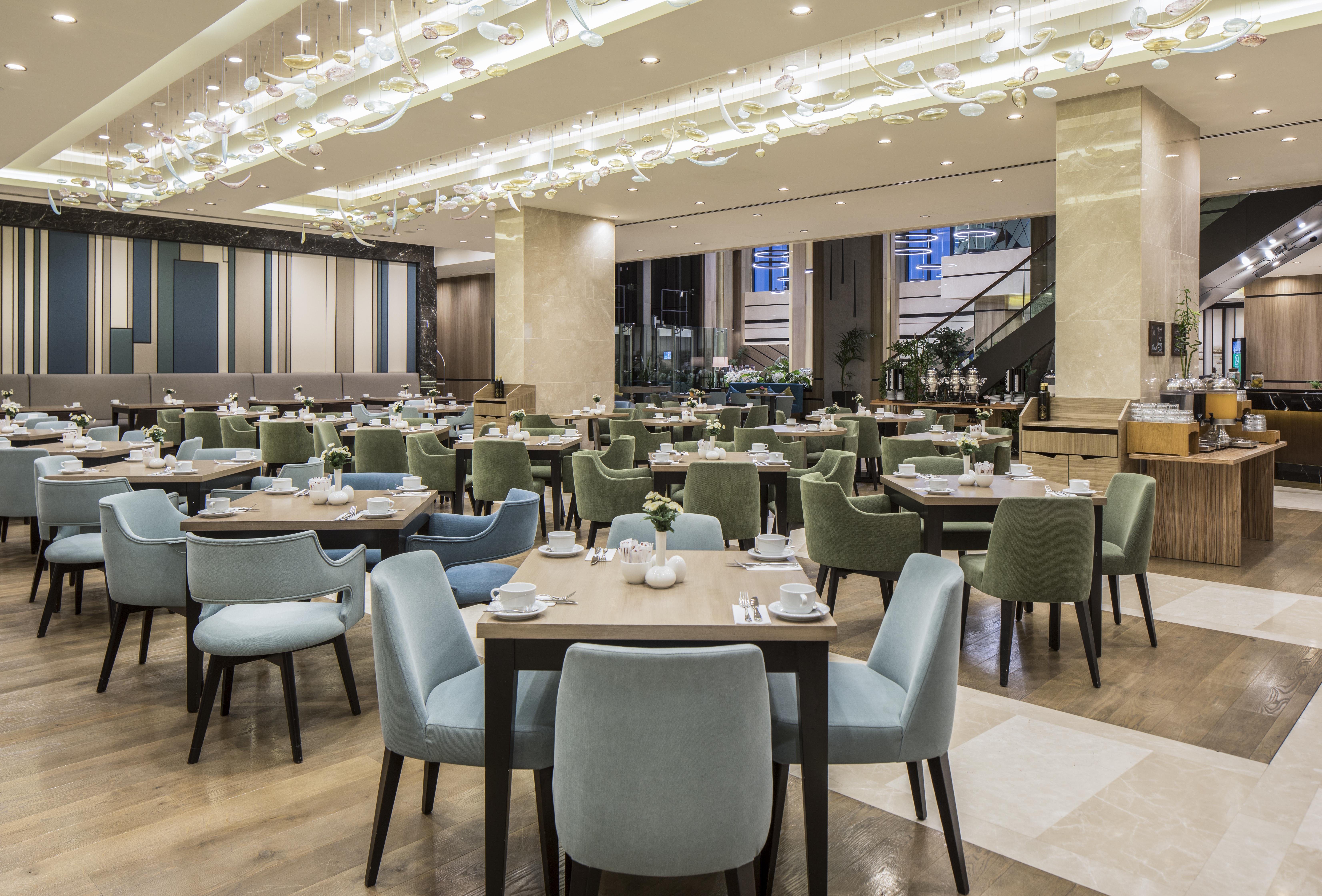 Clarion Hotel Golden Horn Istanbul Bagian luar foto The restaurant