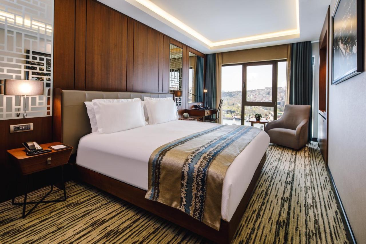 Clarion Hotel Golden Horn Istanbul Bagian luar foto